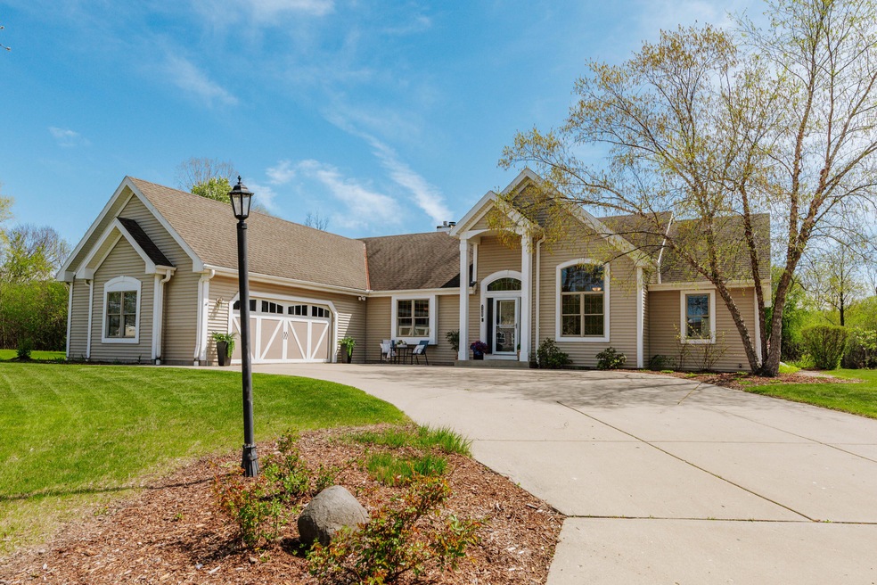11069 W Arch Ct-4