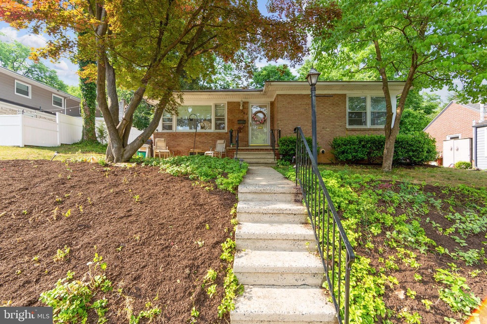 507 Meade Tc, Reading, PA 19607 - photo 1