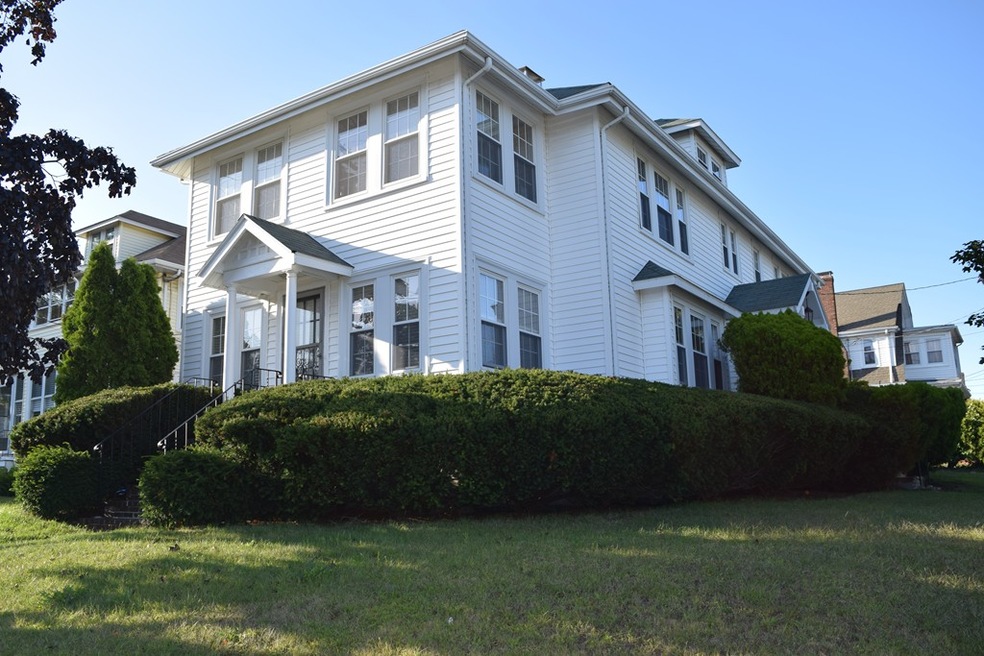 4 Lewis Rd unit 1, Belmont, MA 02478 - photo 1