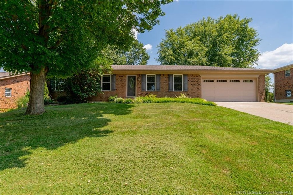 4340 Country View Dr, Floyds Knobs, IN 47119 - photo 1