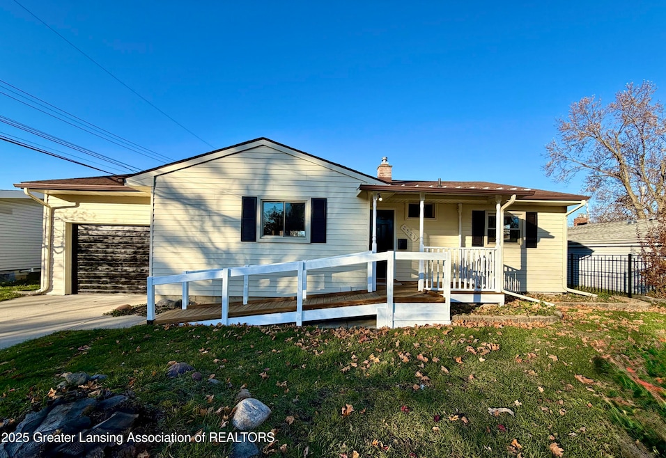 2521 Hopkins Ave, Lansing, MI 48912 - photo 1