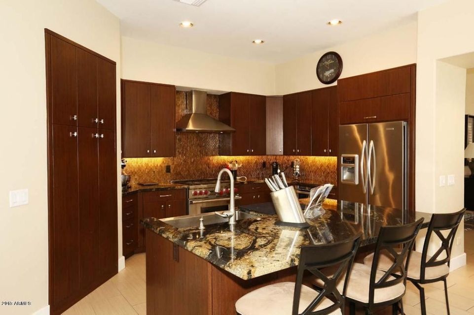 Kitchen (1)