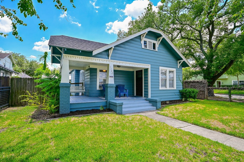 1142 Dunbar St, Houston, TX 77009 - photo 1