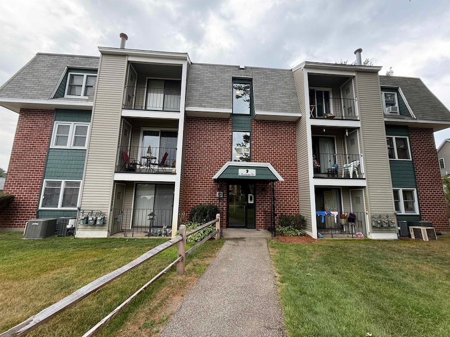 2 Roedean Dr unit Building A, Unit 106, Nashua, NH 03063 - photo 1