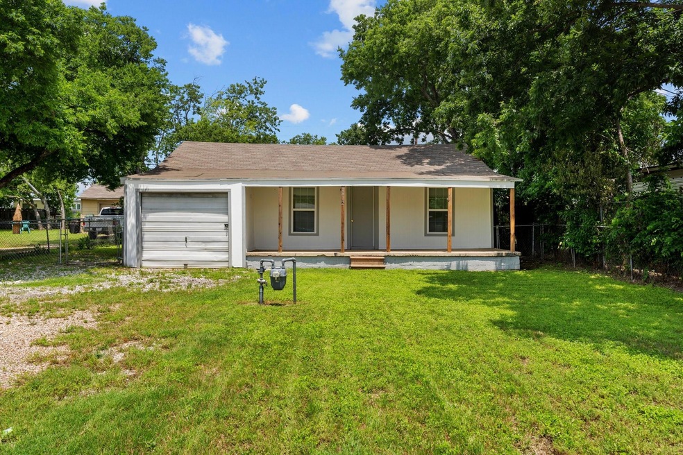 8812 Spaugh Ct, Fort Worth, TX 76108 - photo 1