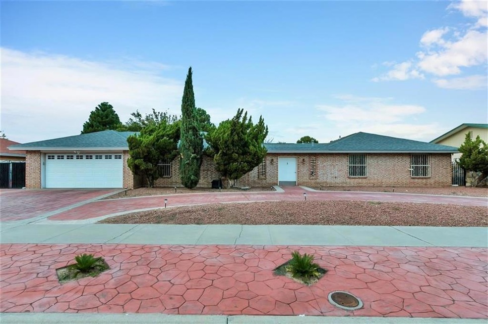 2133 Trawood Dr, El Paso, TX 79935 - photo 1