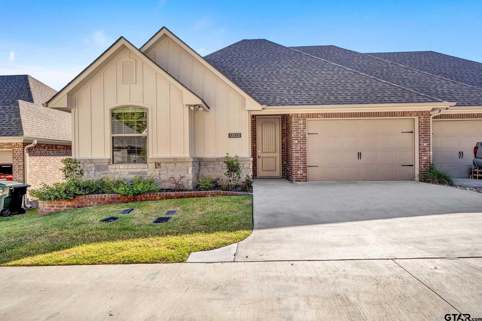 5905 Eagles Nest Blvd unit 101, Tyler, TX 75703 - photo 1