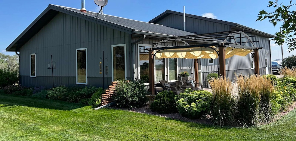 38274 286th St unit Tract 1, Ravinia, SD 57356 - photo 1