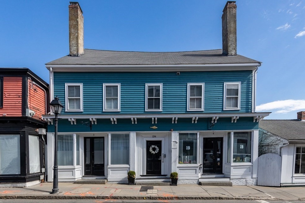 134 Washington St unit 7, Marblehead, MA 01945 - photo 1