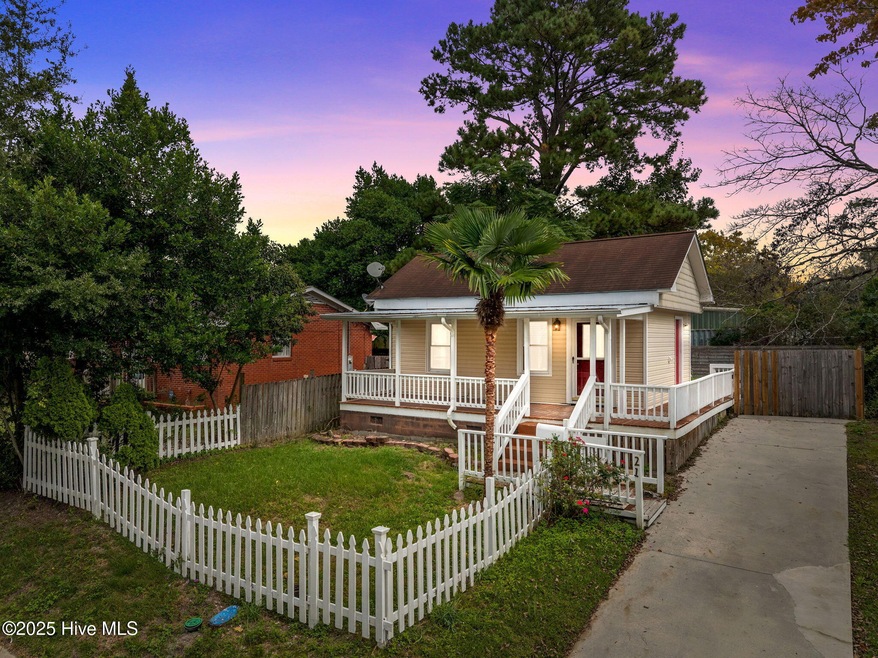21 Mercer Ave, Wilmington, NC 28403 - photo 1
