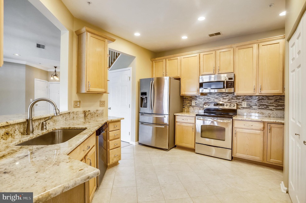 2509 Amber Orchard Ct W unit 304, Odenton, MD 21113 - photo 1