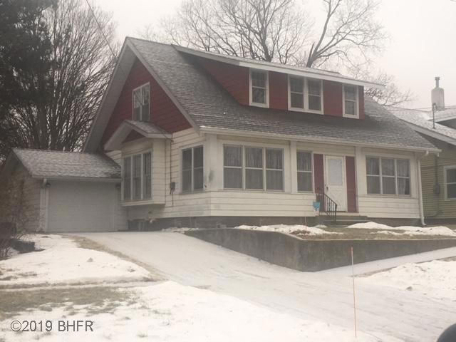 111 S 4th Ave E, Newton, IA 50208 - photo 1