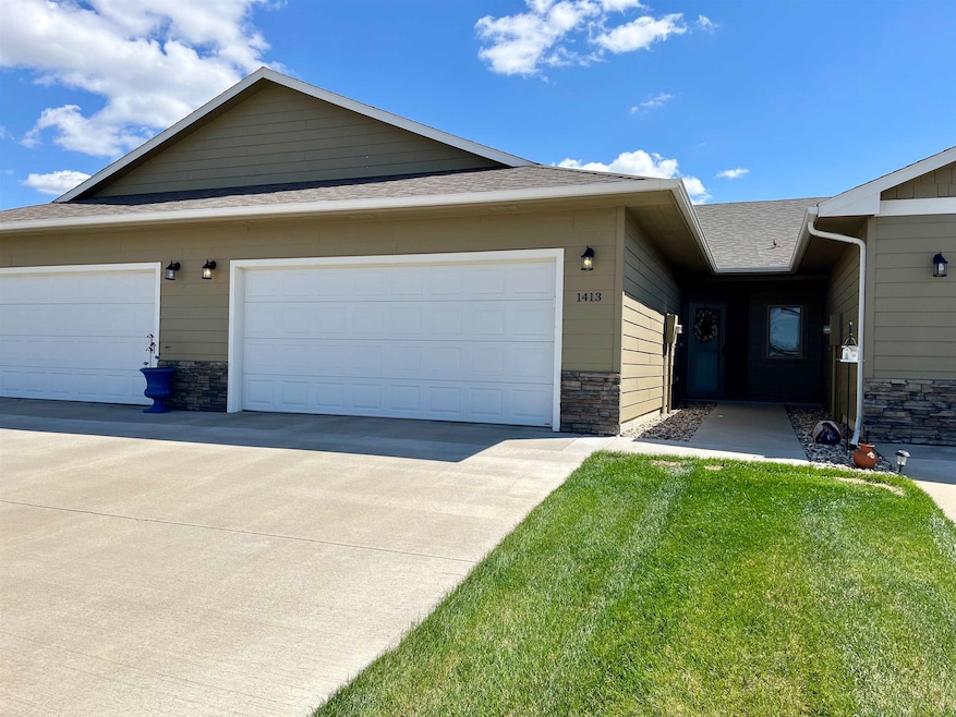 Pending $239,900