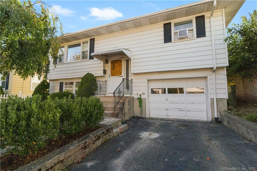 33 Brentwood Ave, Waterbury, CT 06705 - photo 1