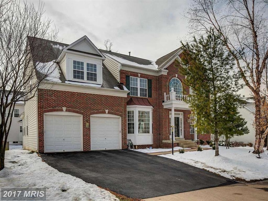 4972 Marshall Crown Rd, Centreville, VA 20120 - photo 1