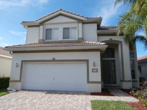 1115 Center Stone Ln, Riviera Beach, FL 33404 - photo 1