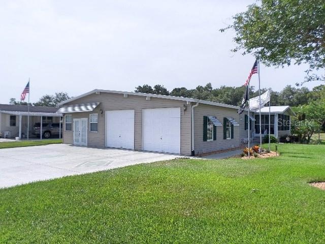 5720 Apache St, Zephyrhills, FL 33542 - photo 1