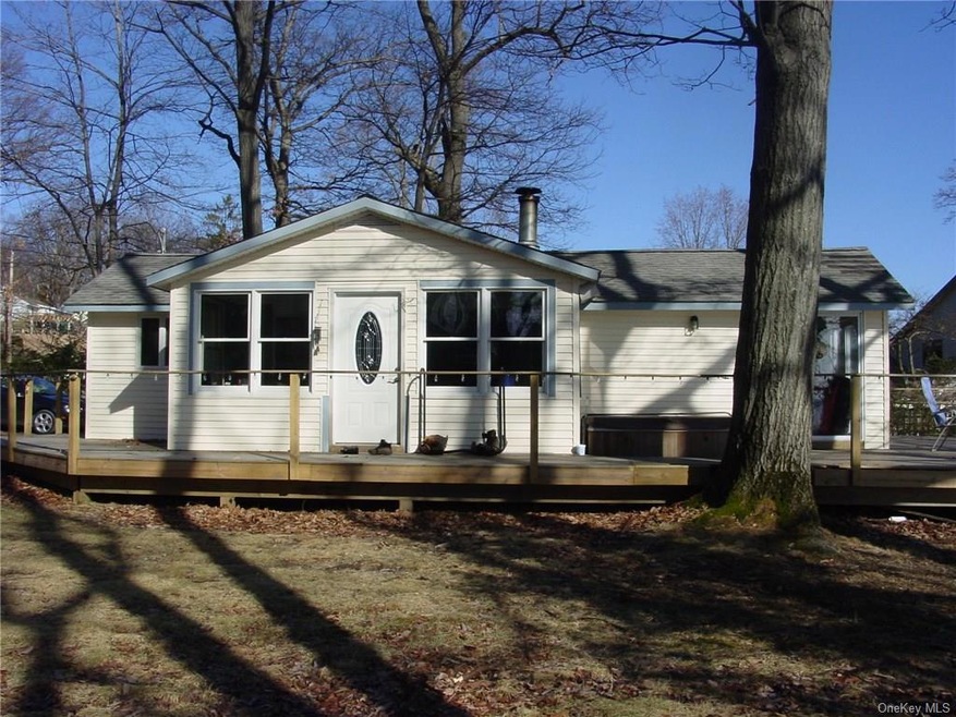 360 Jersey Ave, Greenwood Lake, NY 10925 - photo 1