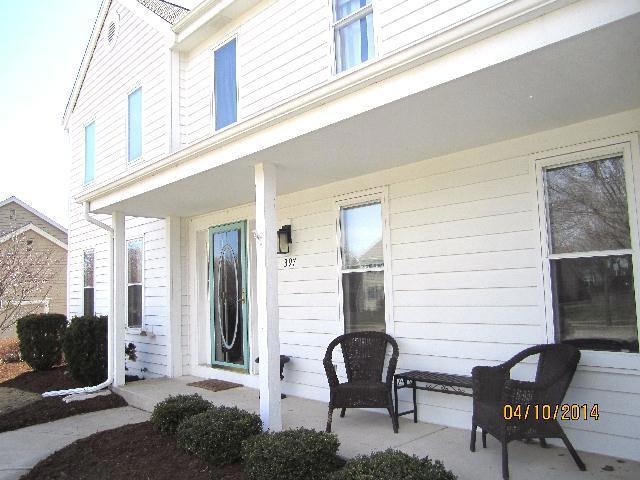 397 Thornapple front porch view