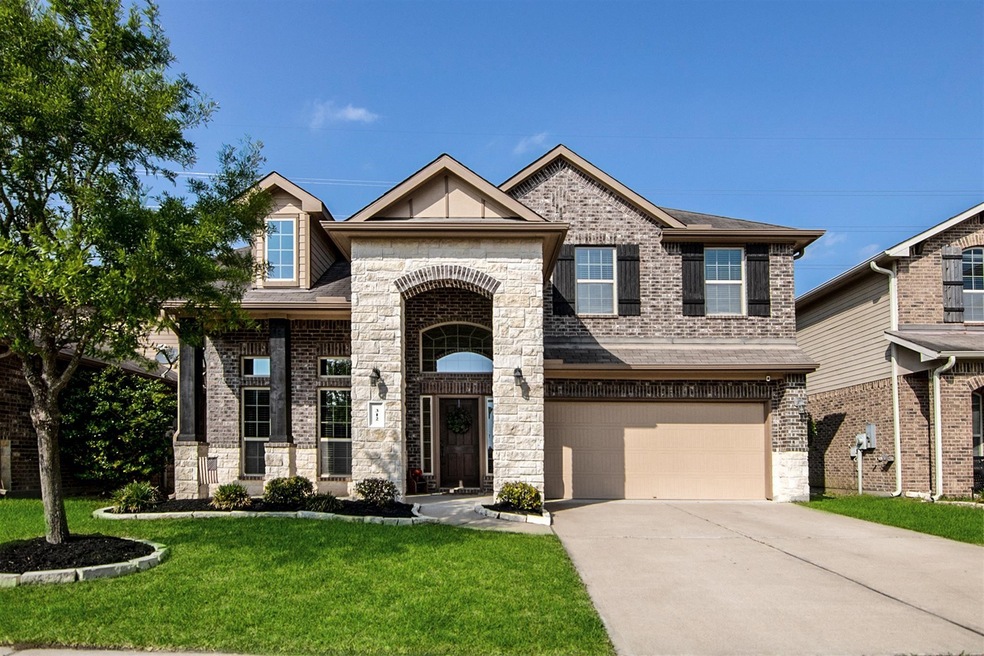 312 Kendall Crest Dr, Alvin, TX 77511 - photo 1