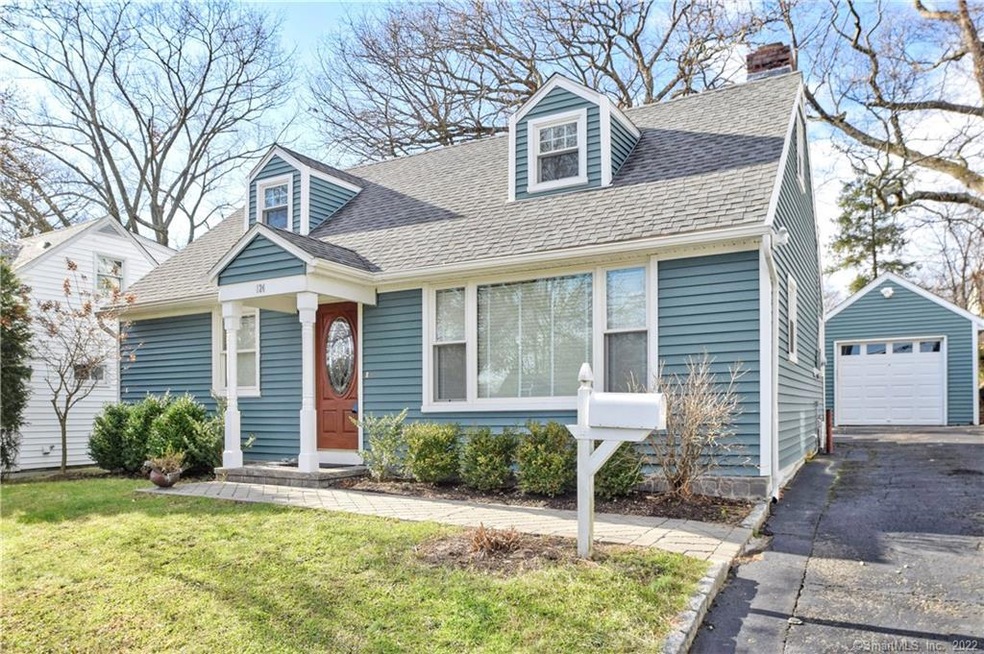 124 Dora St, Stamford, CT 06902 - photo 1