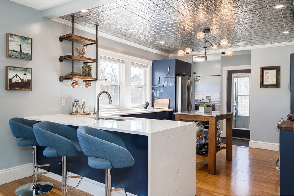 Sold $705,411 • Co-Listing Agent