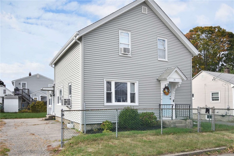 28 Gardner St, Pawtucket, RI 02861 - photo 1