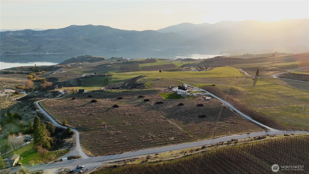 29 Nora Ln, Chelan, WA 98816 - photo 1