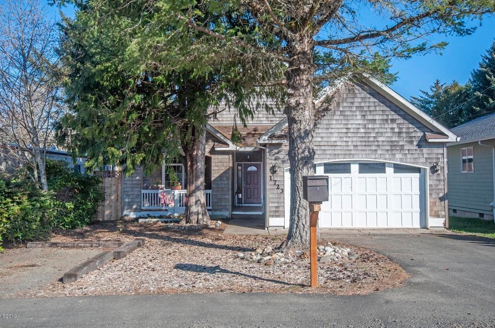 1723 SE 8th St, Lincoln City, OR 97367 - photo 1