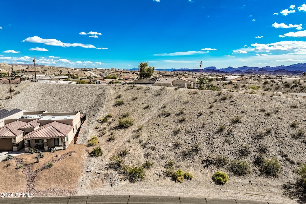 4136CarlsbadDrLotDrone_01