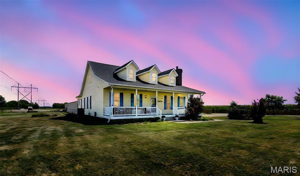 7882 State Route 4, Worden, IL 62097 - photo 1