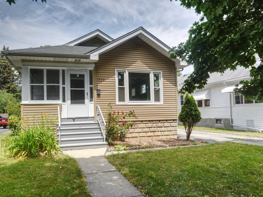 1726 Jenkinson Ct, Waukegan, IL 60085 - photo 1