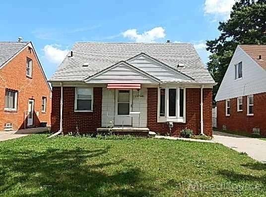 27146 Leroy St, Roseville, MI 48066 - photo 1