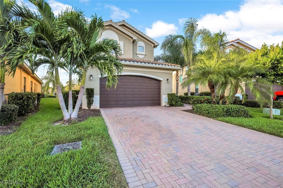 11732 Meadowrun Cir, Fort Myers, FL 33913 - photo 1