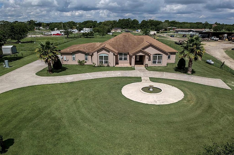 4335 County Road 305b, Alvin, TX 77511 - photo 1