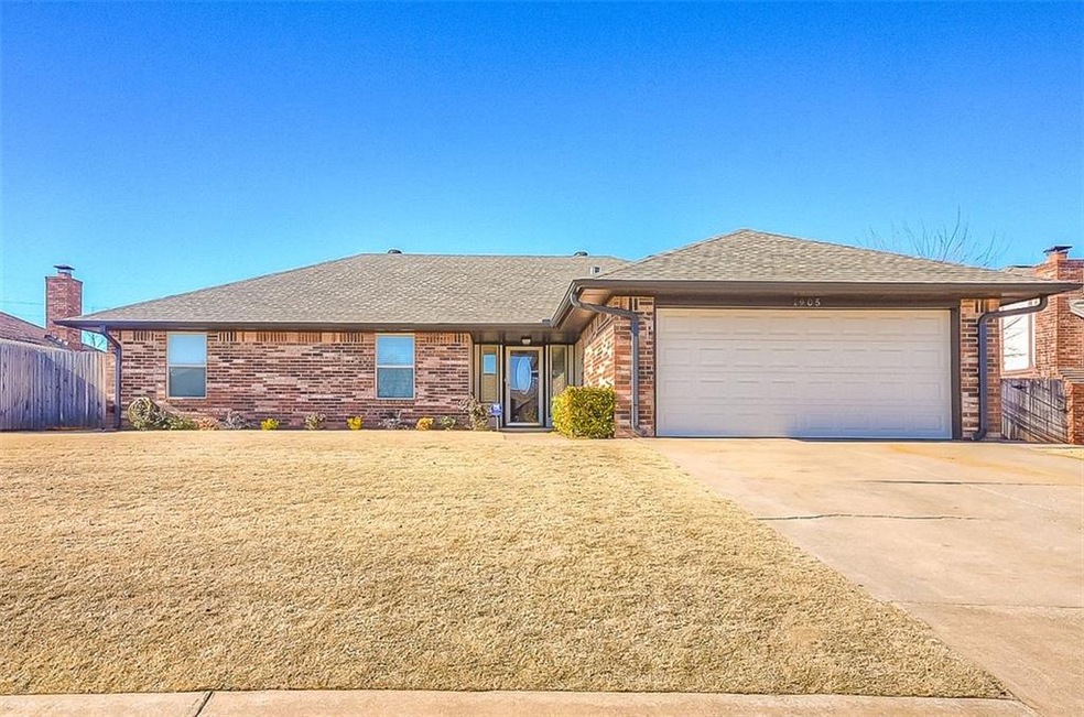 1905 Briar Hill St, Moore, OK 73160 - photo 1