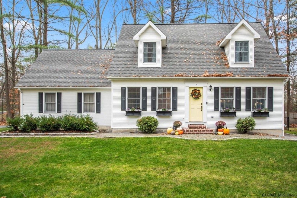 7 Christina Ct, Saratoga Springs, NY 12866 - photo 1