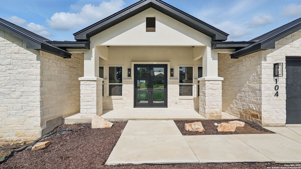 Under Contract $595,000