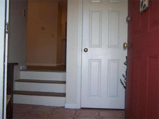 8 Lamplighter Ln, South Easton, MA 02375 - photo 1