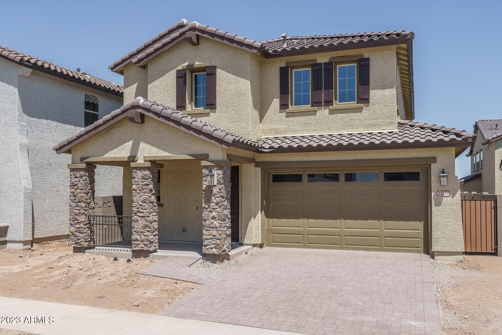 LOT 528 FRONT OF HOME