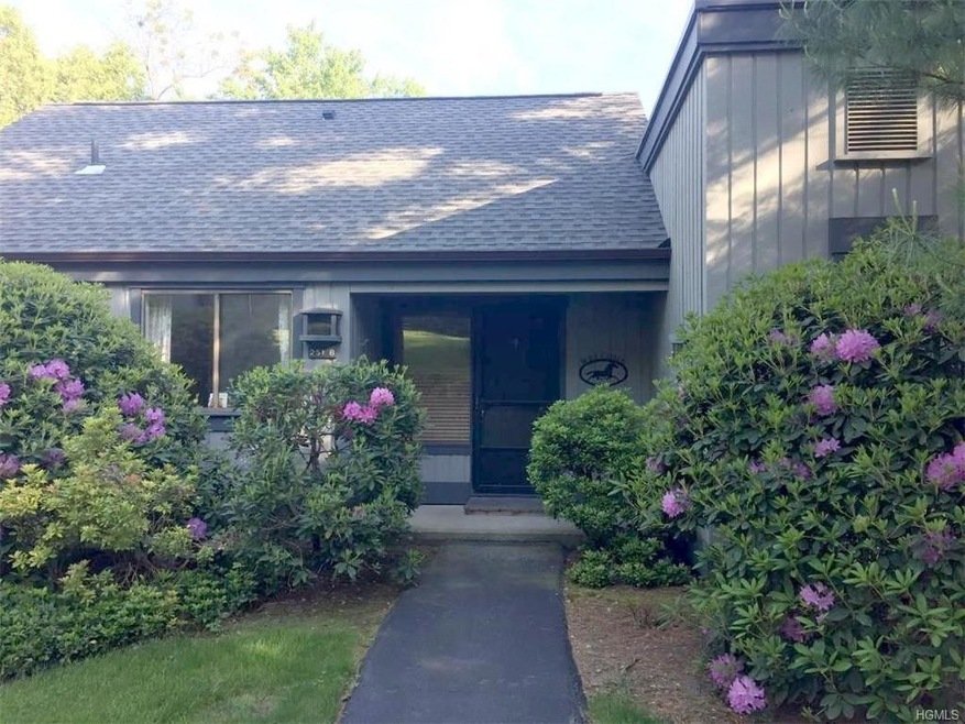 251 Heritage Hills unit B, Somers, NY 10589 - photo 1