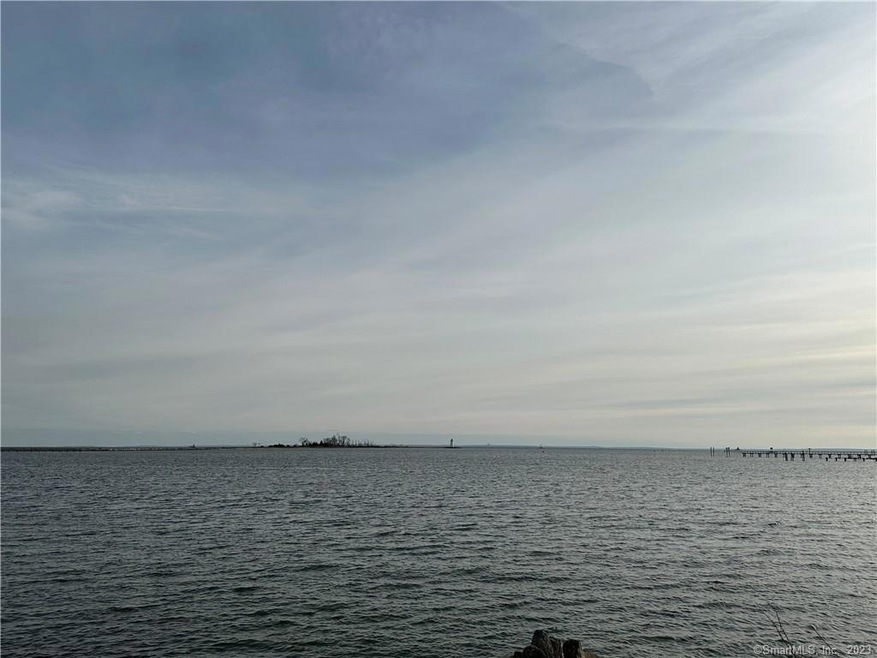 761 Brewster St unit 3, Bridgeport, CT 06605 - photo 1