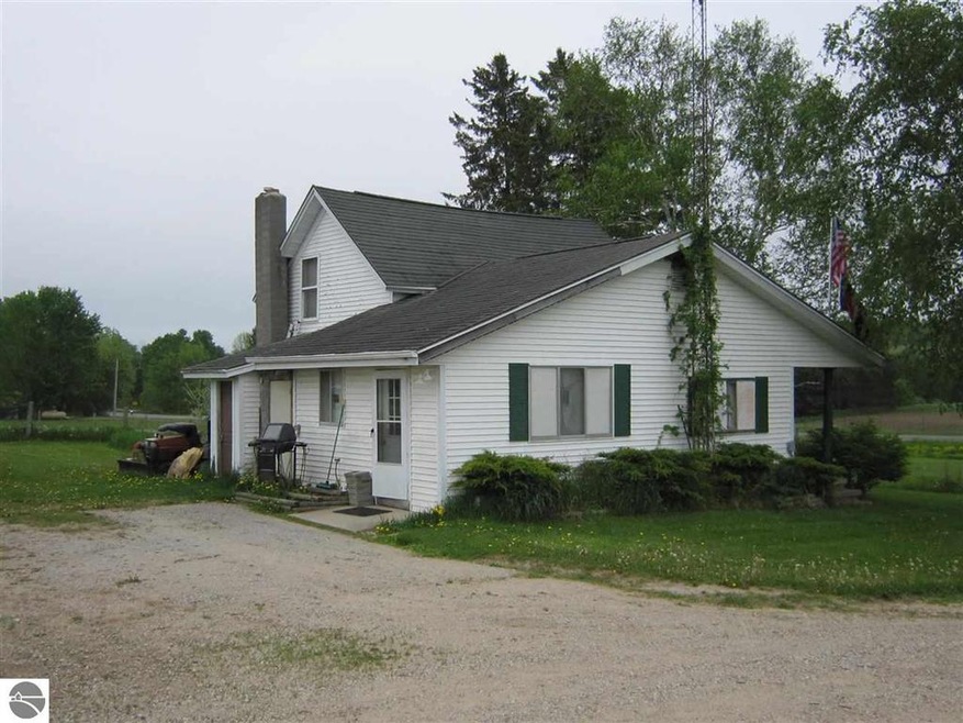 194 W State Rd, West Branch, MI 48661 - photo 1