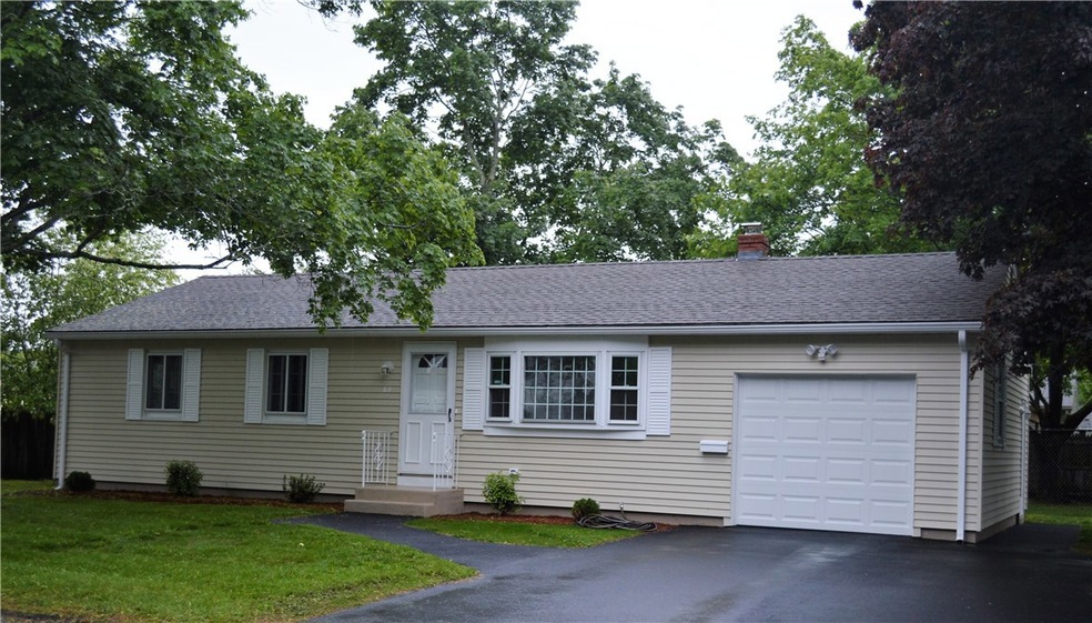 65 Villa Ave, Warwick, RI 02886 - photo 1