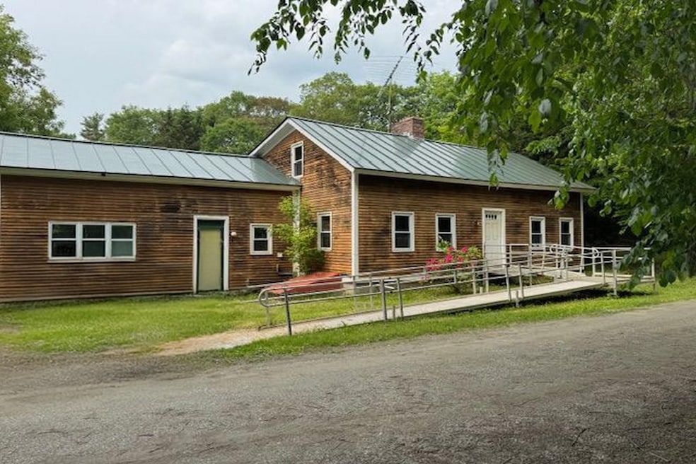 809 Gorhamtown Rd, Poultney, VT 05764 - photo 1