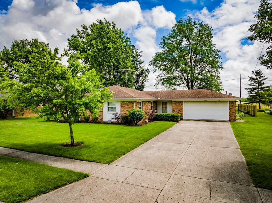 3109 W Twickingham Dr, Muncie, IN 47304 - photo 1