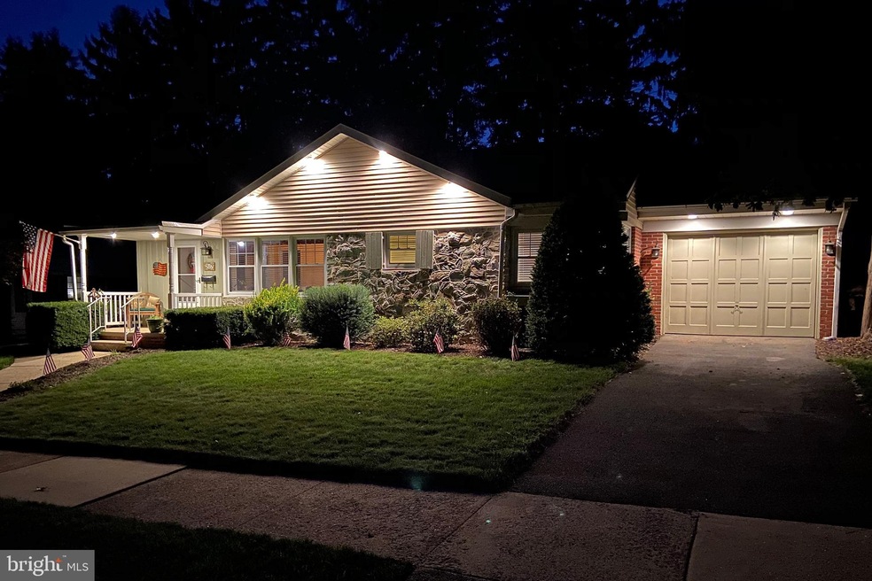 207 Wellington Rd, Reading, PA 19607 - photo 1