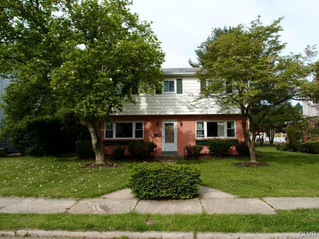 928 N Berks St, Allentown, PA 18104 - photo 1