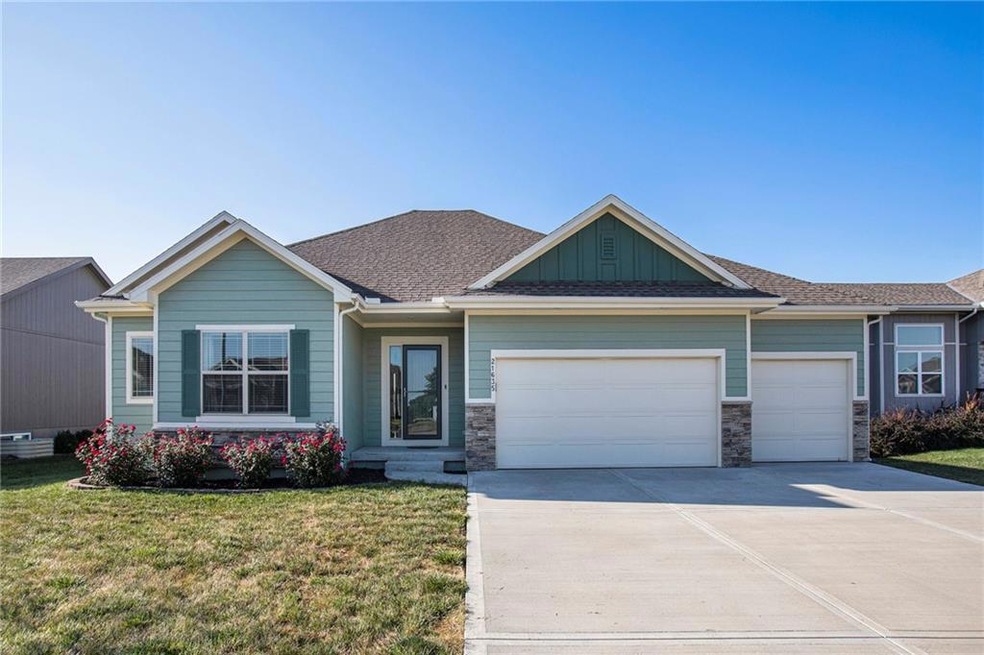 21635 Wilson St, Spring Hill, KS 66083 - photo 1