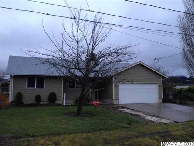 866 7th St, Lafayette, OR 97127 - photo 1